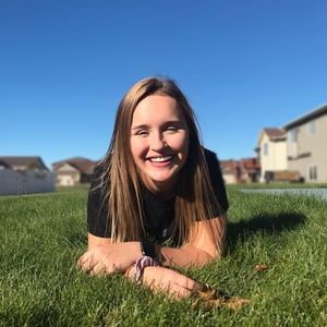 Meet your Posher, Abby